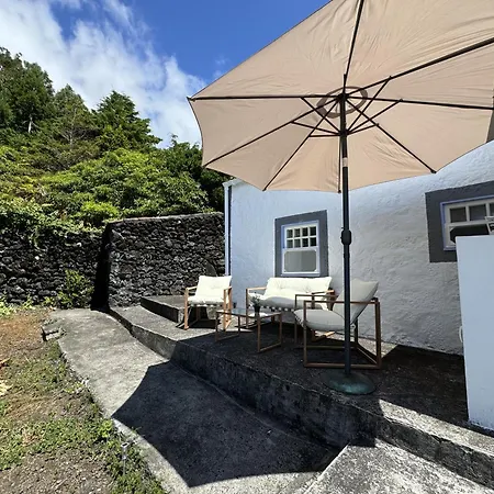 Casa Lilas * Sao Joao (Pico Island)